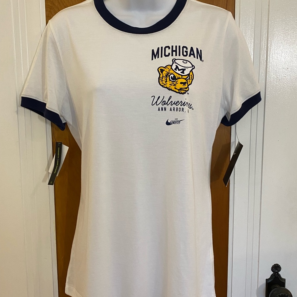 NWT Nike Ringer Graphic Tee University of Michigan Wolverines Size Small U of M